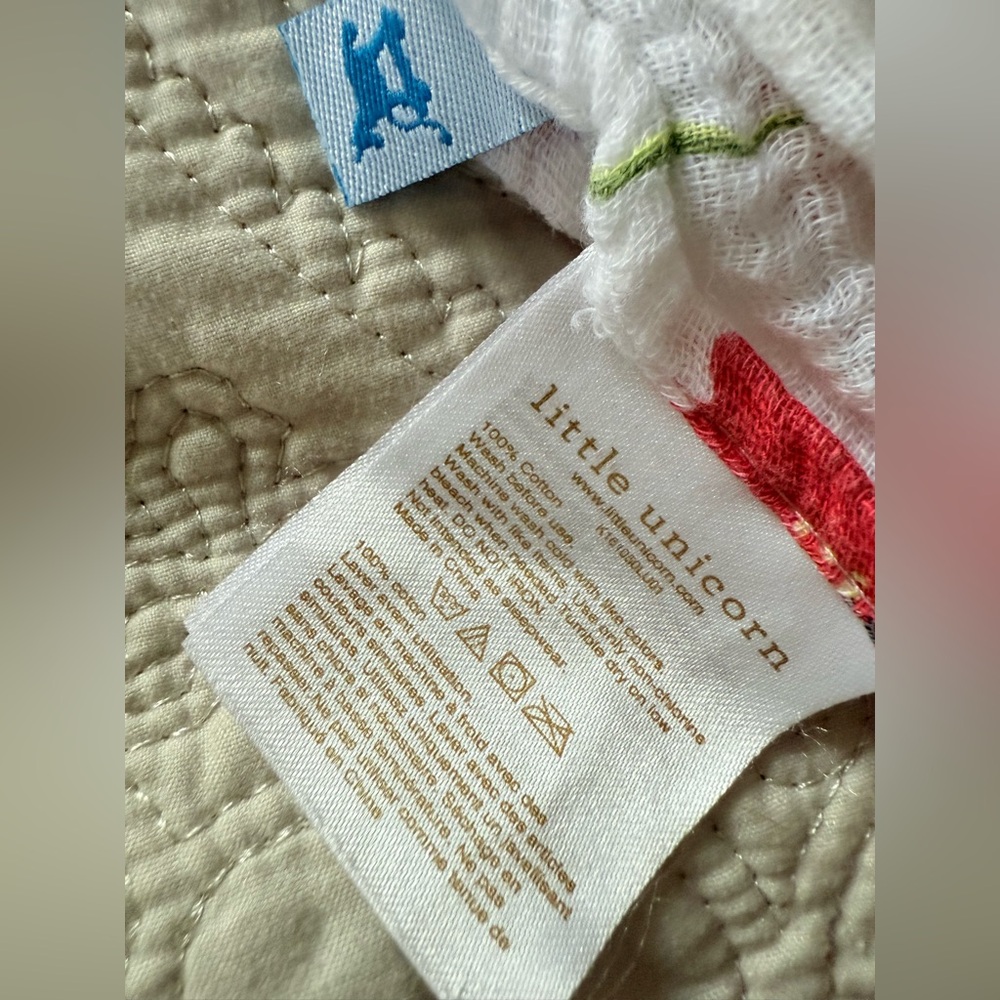 EUC Little Unicorn Organic Muslin Swaddle Blankets MSRP $24 - Picture 3 of 4